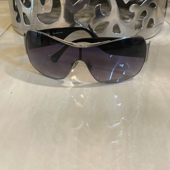 COACH SUNGLASSES - Picture 1 of 3